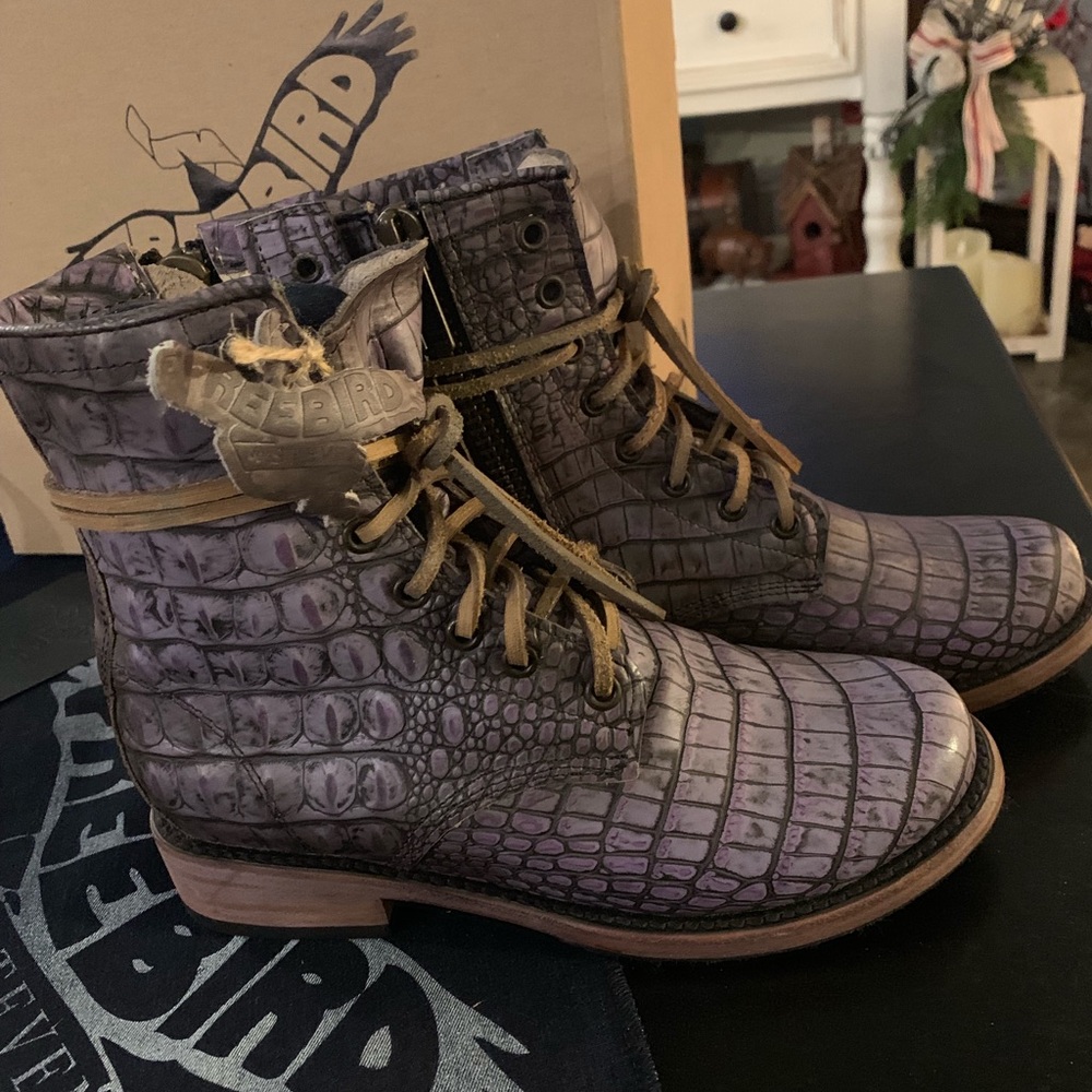 Freebird Manchester Crocs Leather Boots